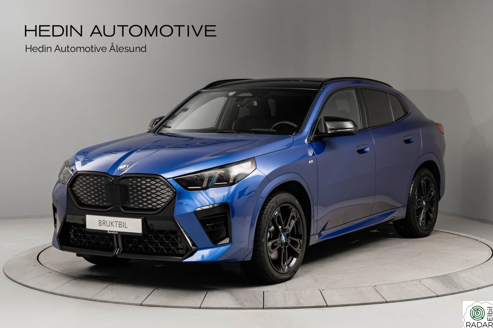 BMW iX2 xDrive30 xDrive30 FullyCharged/Panorama/IconicGlow/Harman