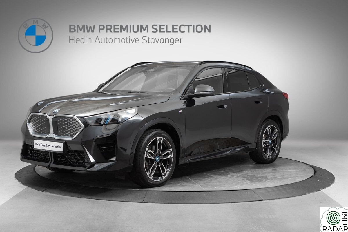 BMW iX2 xDrive30 xDrive30 Fully Charged Premium Krok El.stol ACC H/K +++