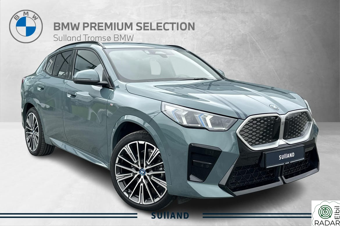 BMW iX2 xDrive30 Godt utstyrt/Skinn/HK/Headup/20' Individual