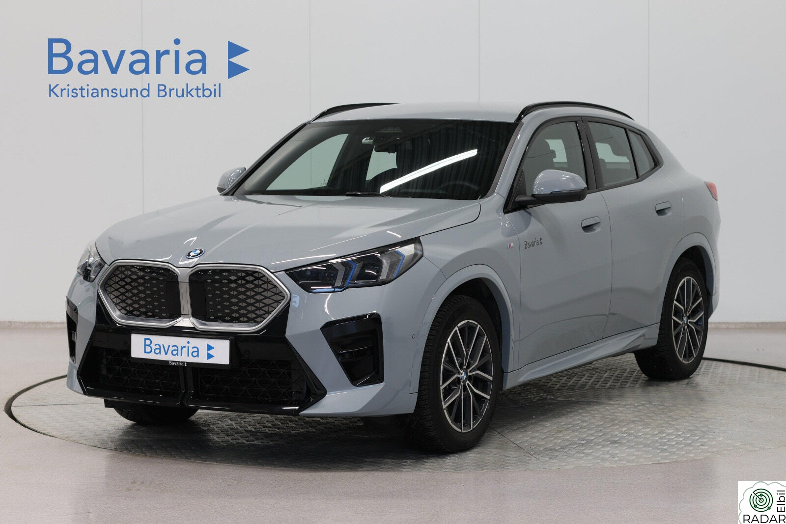 BMW iX2 xDrive30 xDrive30 Fully Charged (K) SERV.AVT/H.FESTE/HARMAN/HEAD