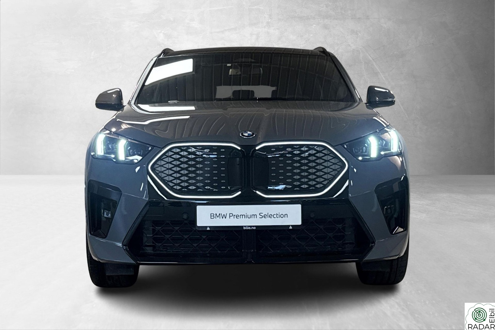 BMW iX2 xDrive30 xDrive30, Fully Charged, M-Sport, Pano, H/K, ComfAcc
