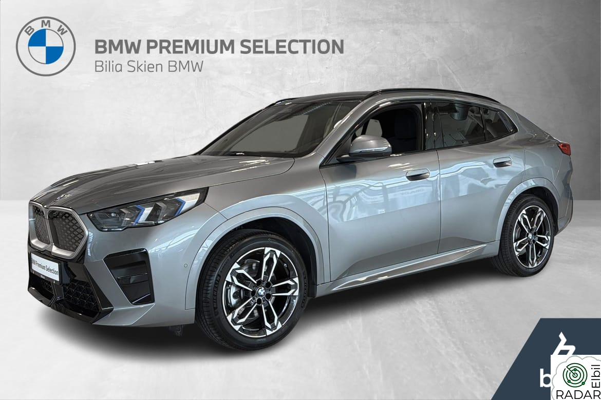 BMW iX2 xDrive30 xDrive30 Fully charged Panorama Krok Harman BSI