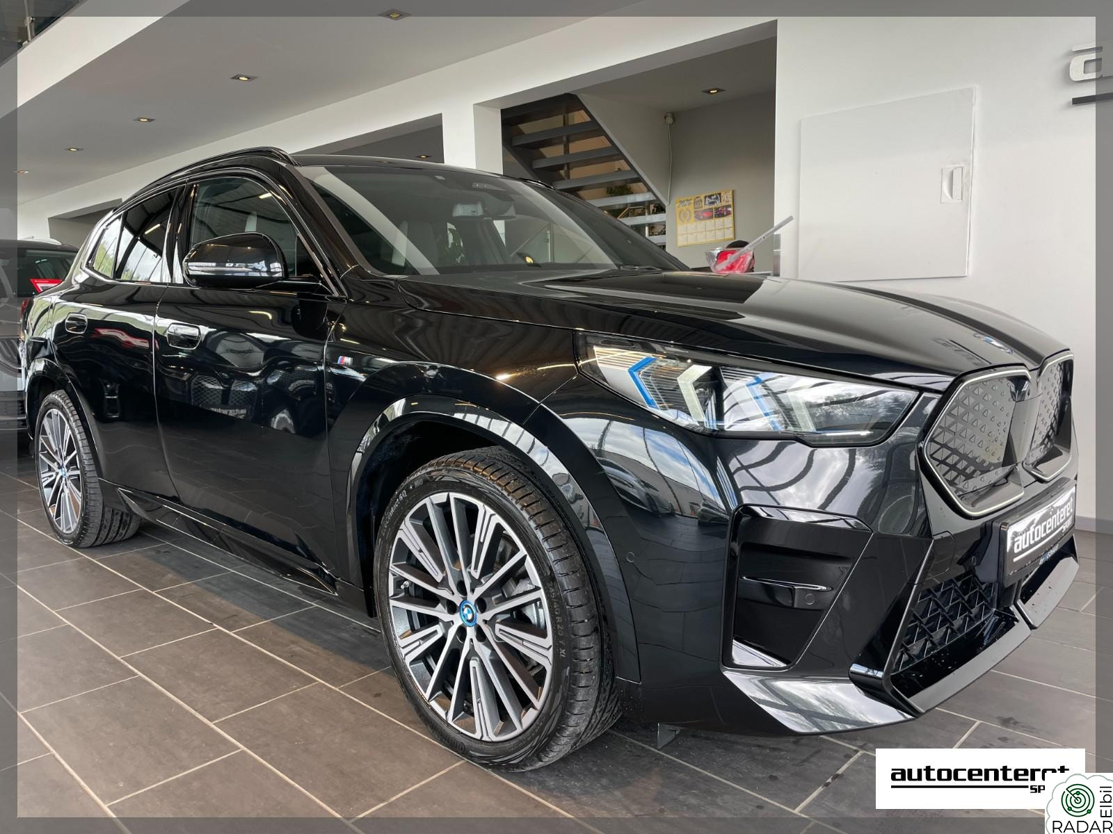 BMW iX2 xDrive30 xDrive30 M-Sport Fully Charged/LED/ACC/HUD/Kam/H-F/20"