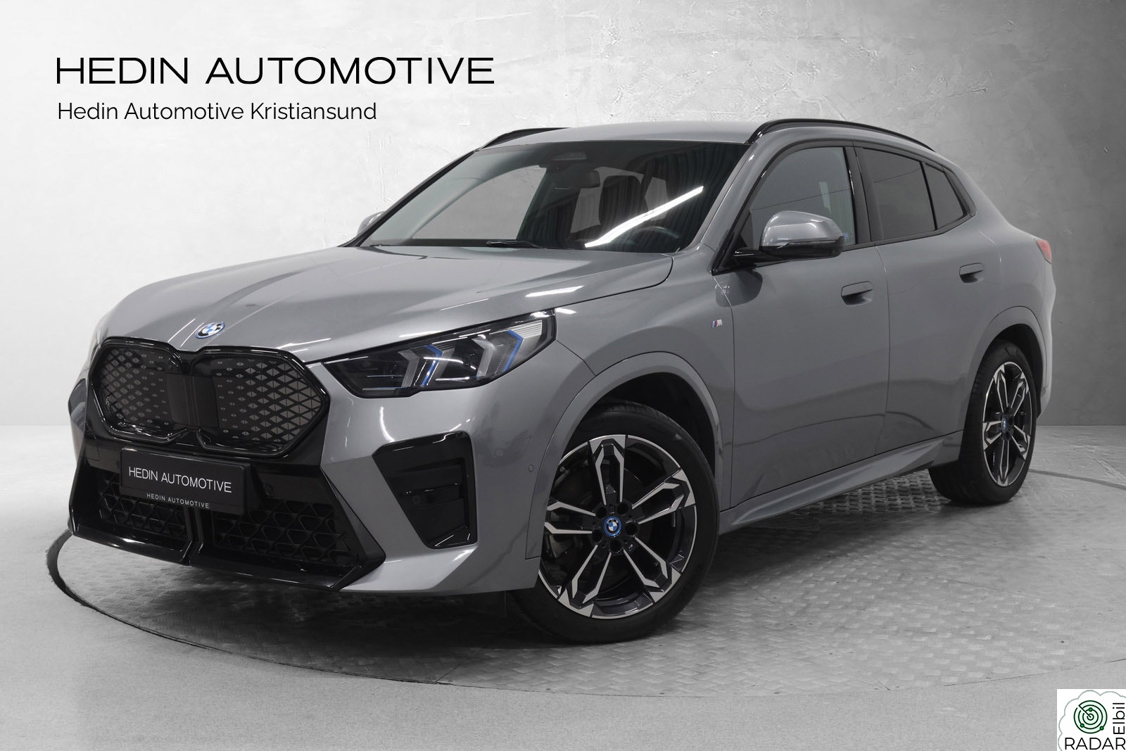 BMW iX2 xDrive30 xDrive30 Fully Charged /19"/M-sport/Harman++