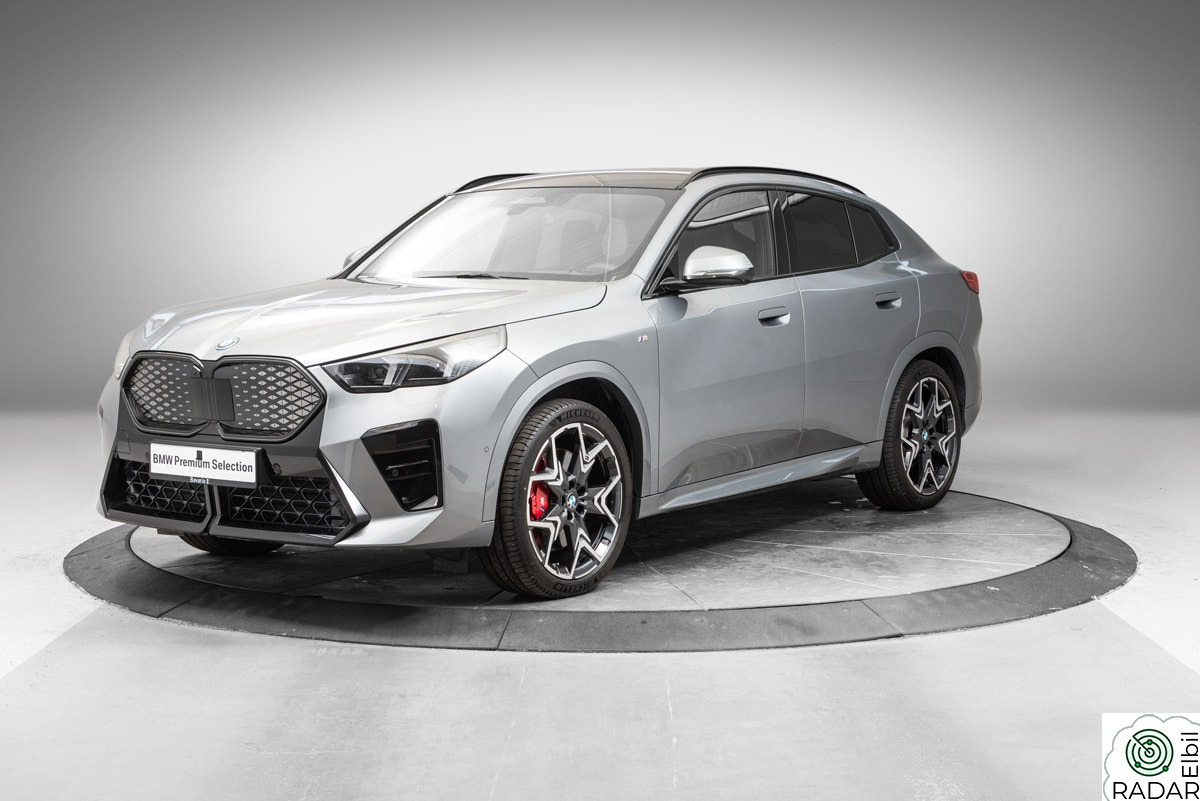 BMW iX2 xDrive30 xDrive30 Fully Charged Premium E.(K)