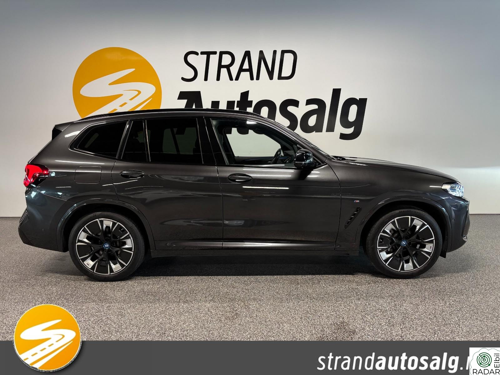 BMW iX3 Fully Charged M Sport Norsk Krok HUD H&K Panorama Skinn