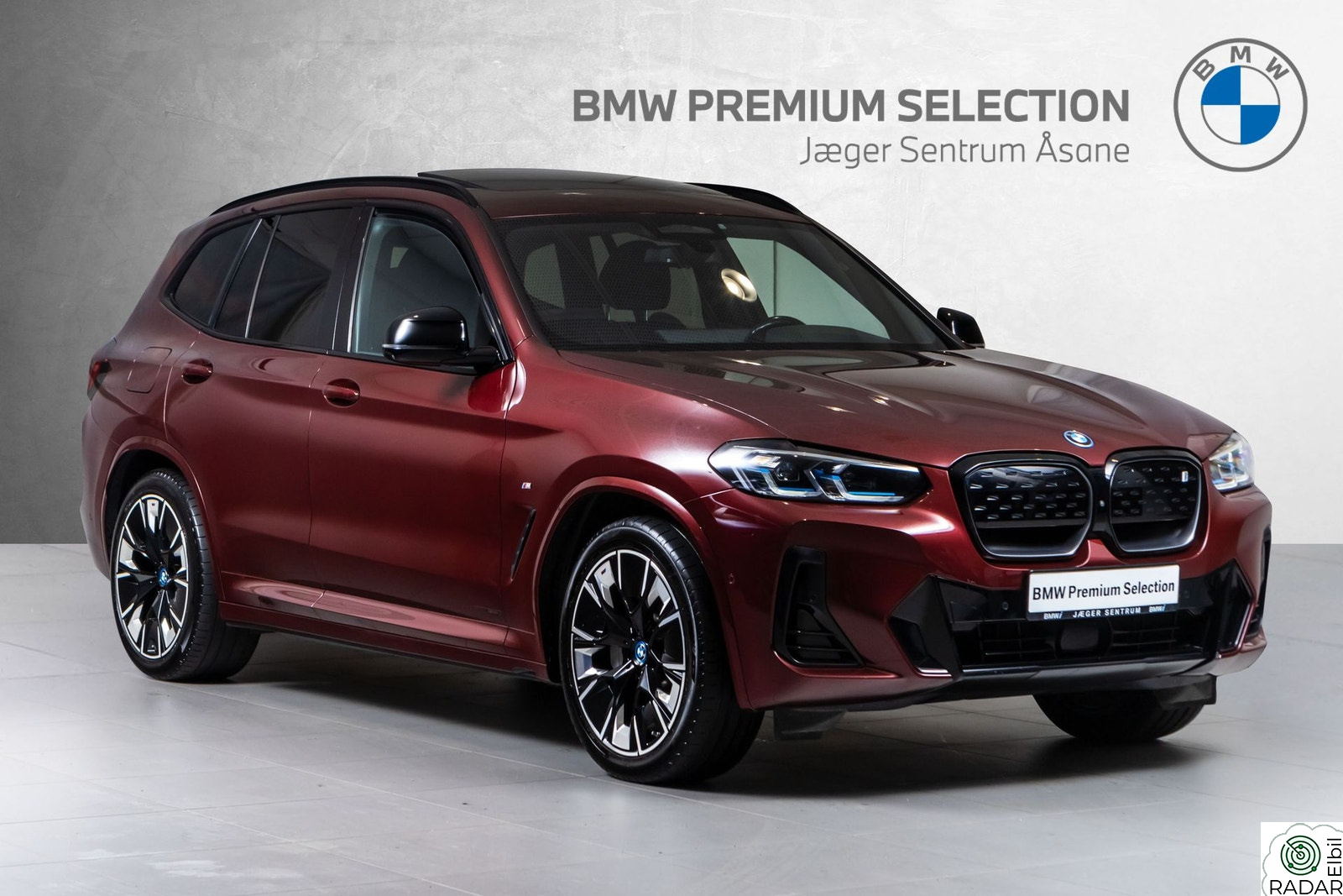 BMW iX3 FullyCharge-Skinn-Glasstak-Krok