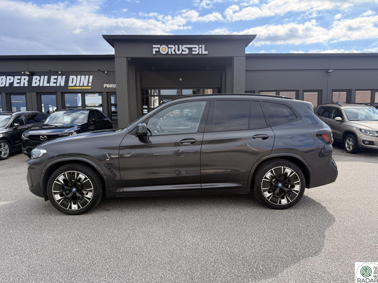 BMW iX3 M-SPORT Fully Charged Norsk/Panorama/H&K/ACC/El-Krok