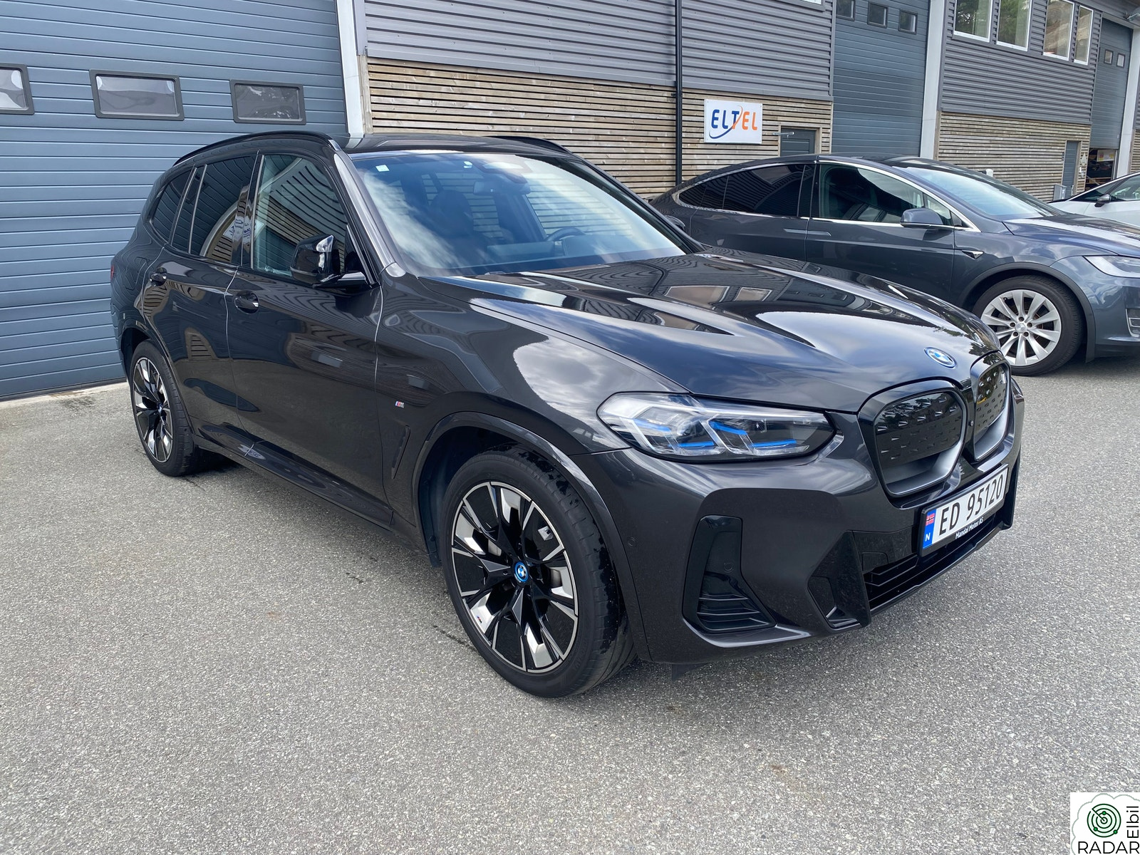 BMW iX3 M Sport Charged Plus og Fully Charged