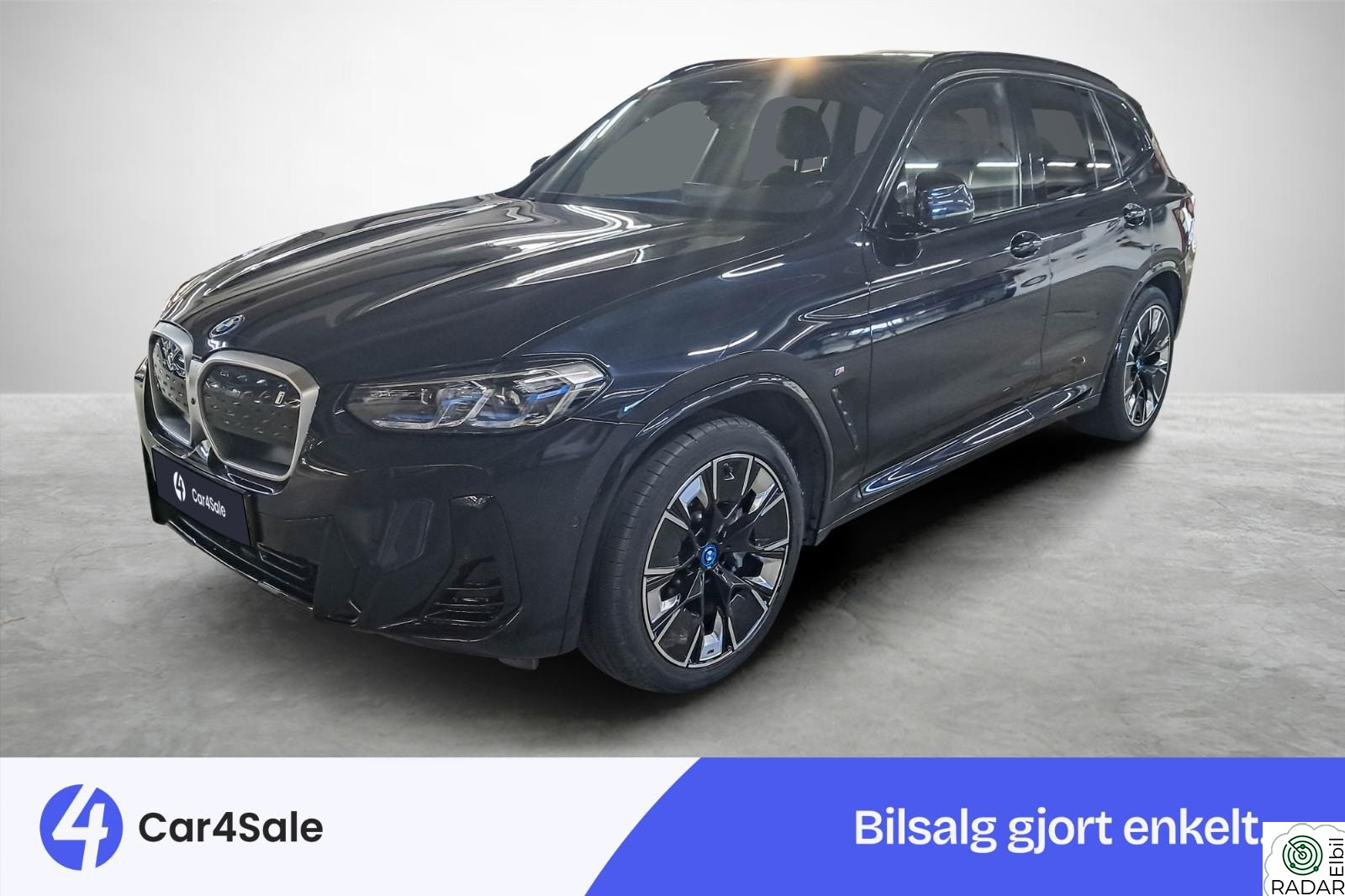 BMW iX3 Fully Charged M sport / HUD / Krok / 360 / R.Kam / Pano