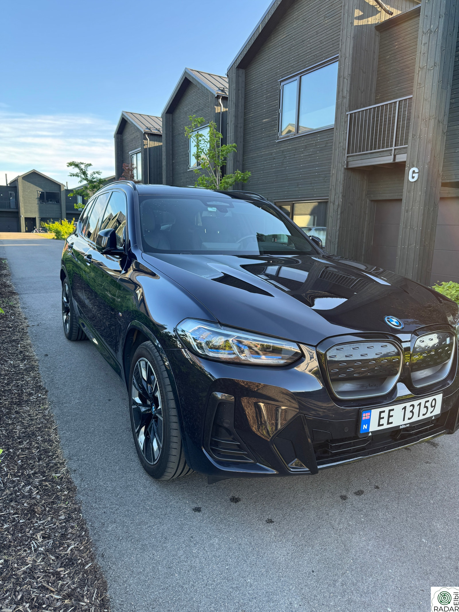 BMW iX3 Fully Charged, Laser, Pano, Harman, AdaptCruise, HUD