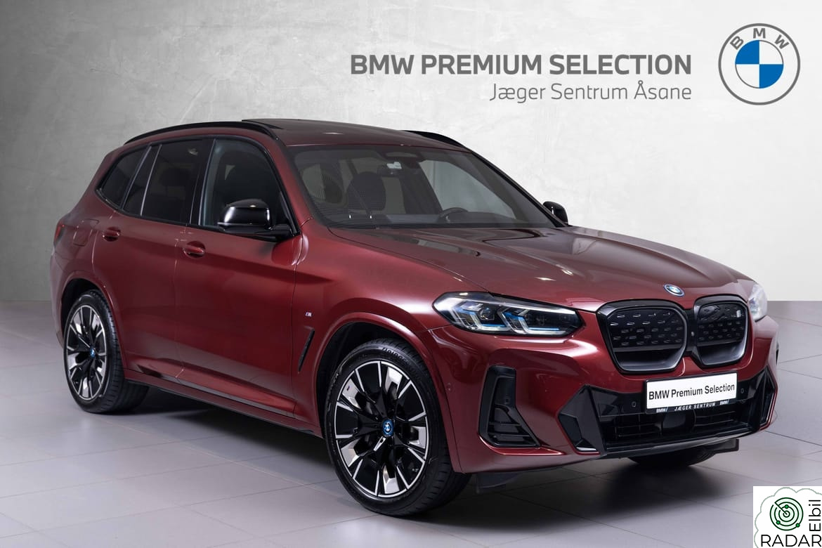 BMW iX3 Fully Charge - Tilhengerfeste - Skinn - Glasstak