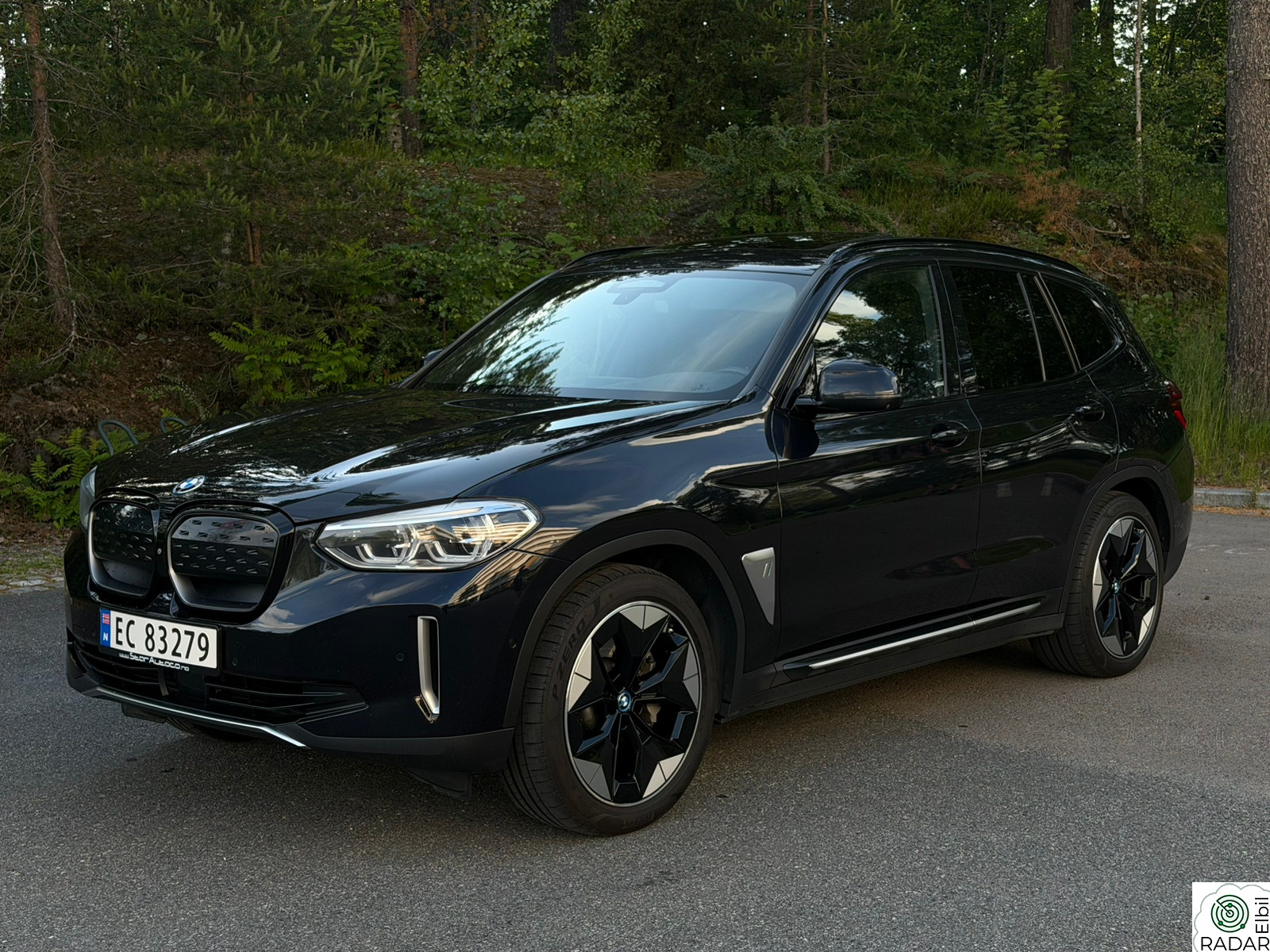 BMW iX3 Fully Charged Pano/Skinn/Krok/H&K/360/ACC +++