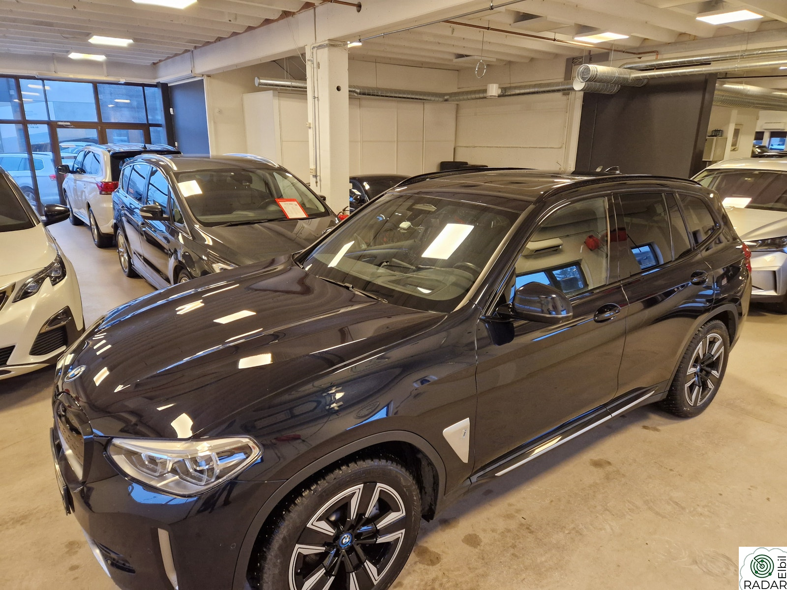 BMW iX3 Fully Charged Masse utstyr Nybil-garanti