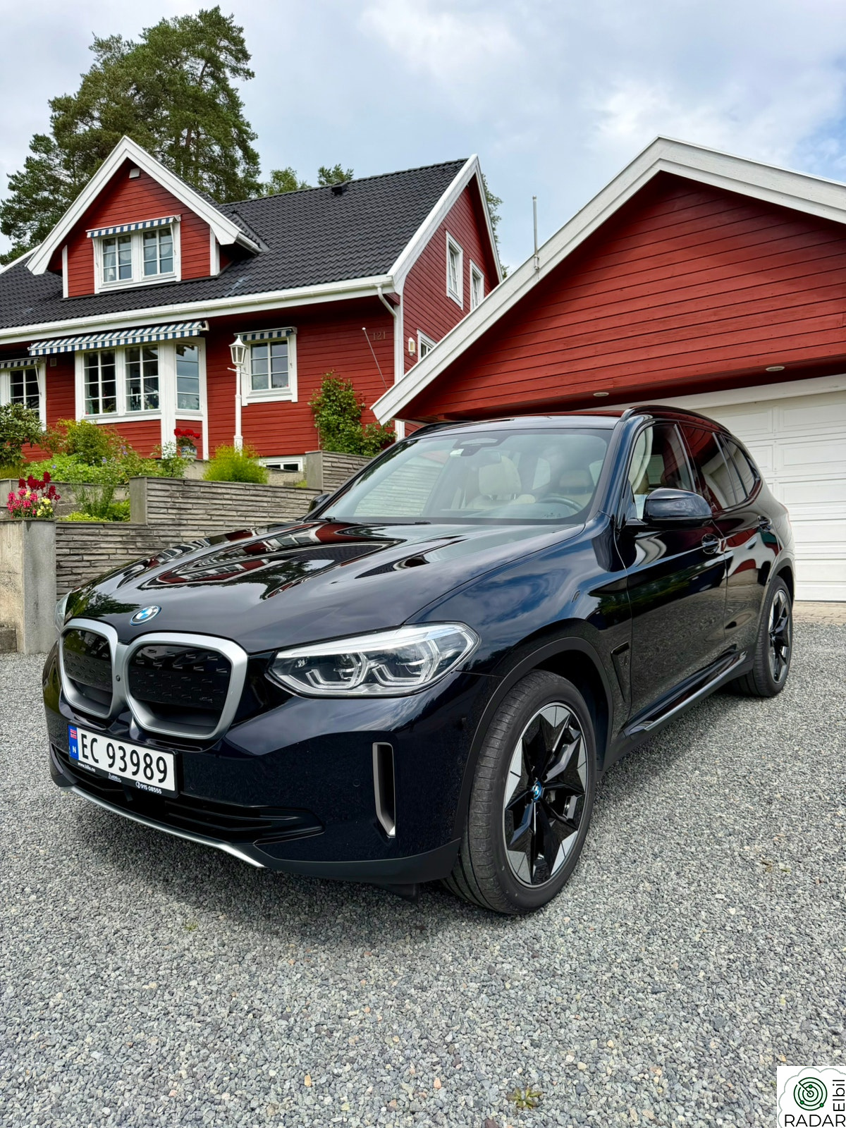 BMW iX3 Fully Charged, Head-up, Hengerfeste, H/K, Panorama ++