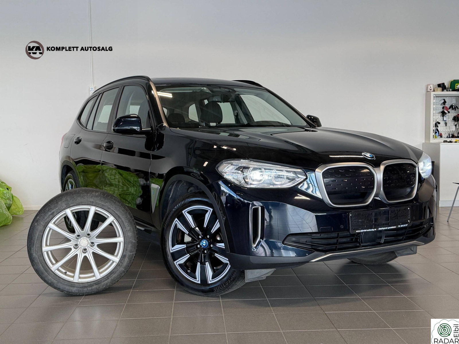 BMW iX3 Charged Plus/Pano/Krok/ACC/Ryggekamera/El.sete m/memory