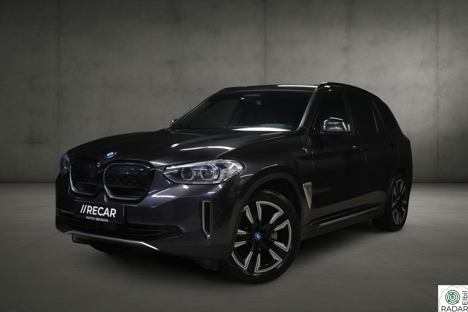 BMW iX3 Fully Charged Pano/Skinn/Krok/ACC/Premium