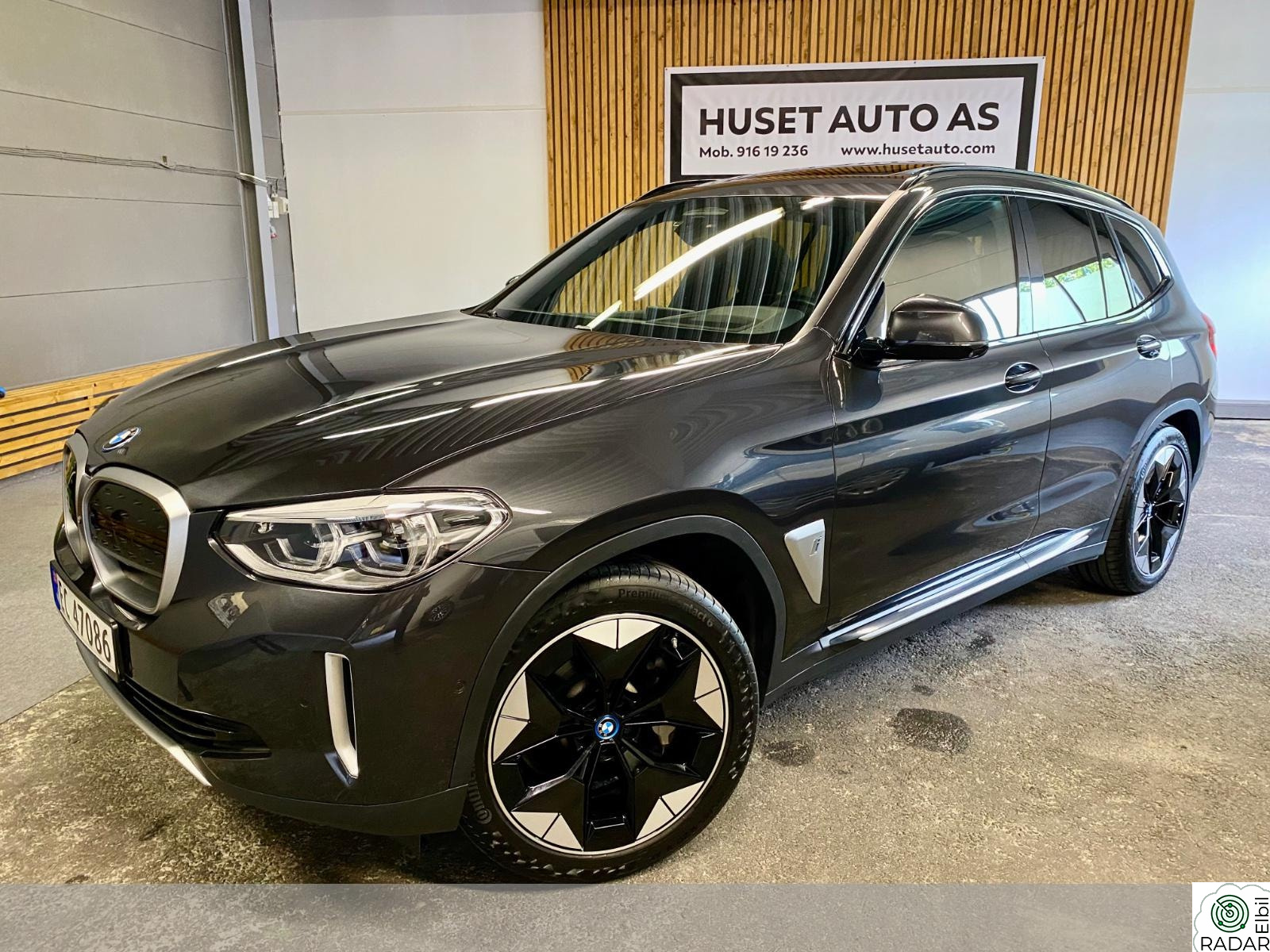BMW iX3 Charged/Panor/Krok/HUD/360 Kamera/ACC/Garanti/BT/Blis++