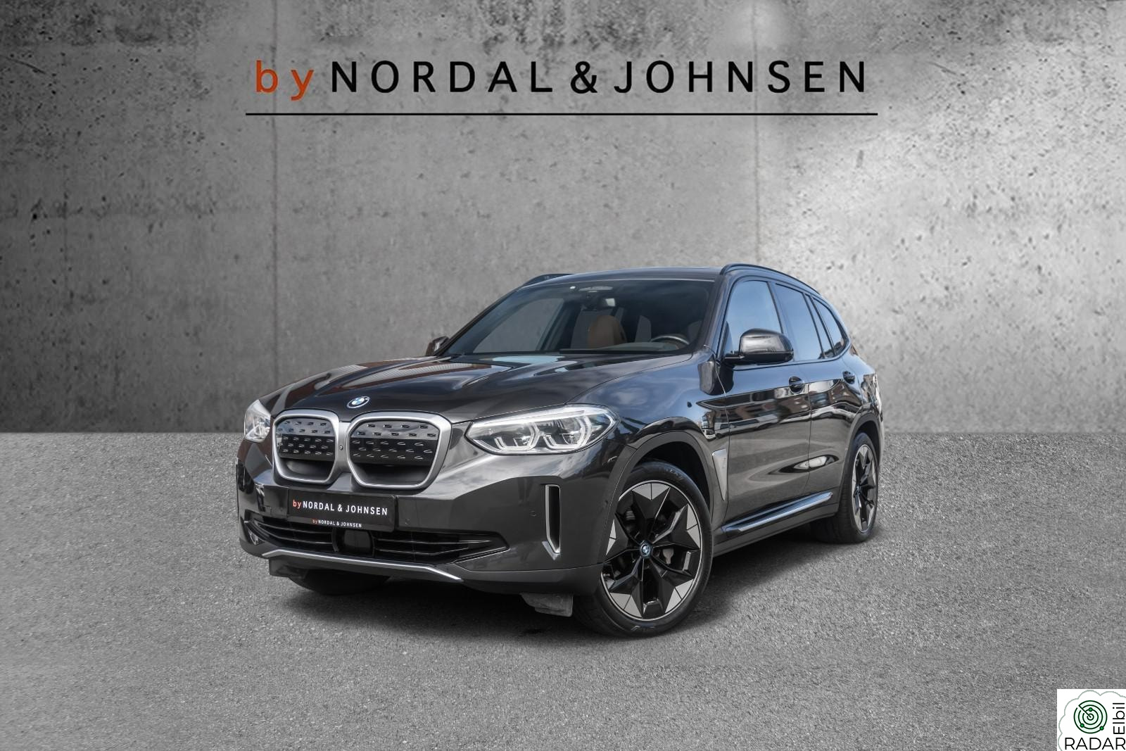 BMW iX3 Fully Charged PANO SKINN ACC HUD H/K 360° KROK 1eier ++