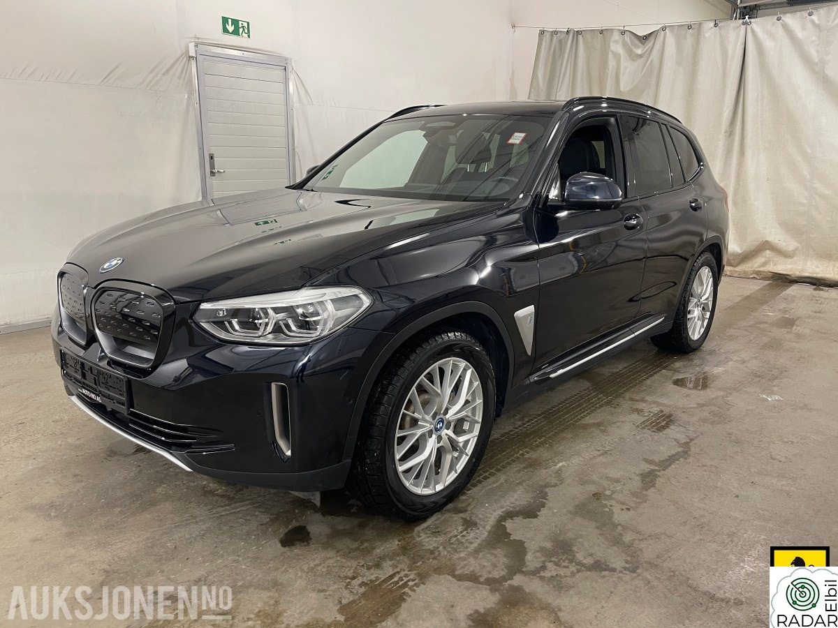 BMW iX3 286 HK AUT ACC HENGERFESTE HARMAN/KARDON HEAD-UP 360-KA