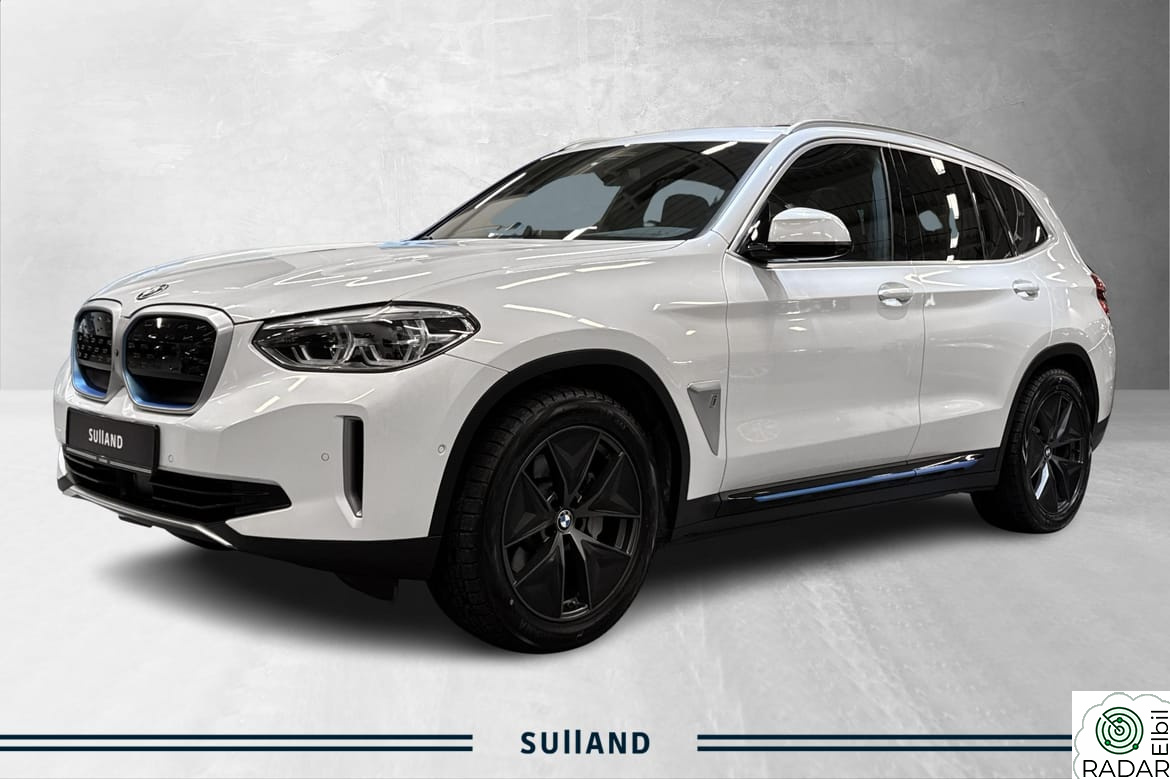 BMW iX3 FULLY CHARGED/KROK/PANO/SKINN/ACC/HEADUP