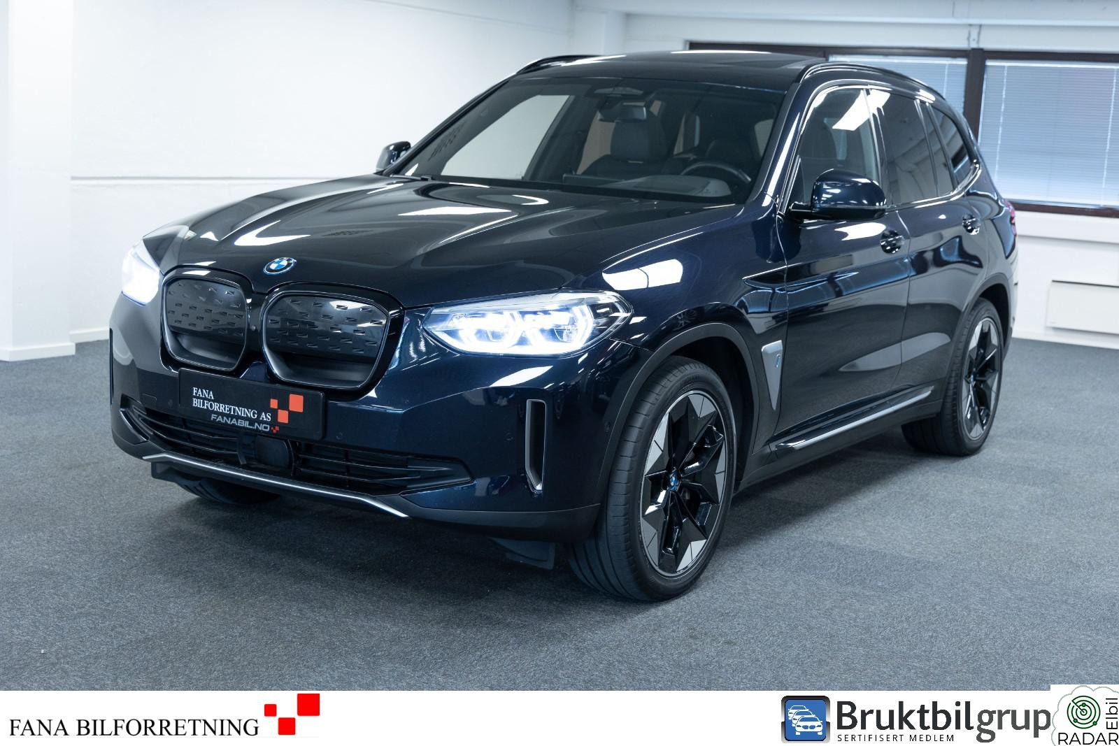 BMW iX3 Fully Charged/Soltak/H&K/H.Feste/ACC/Head-Up/20"+19"