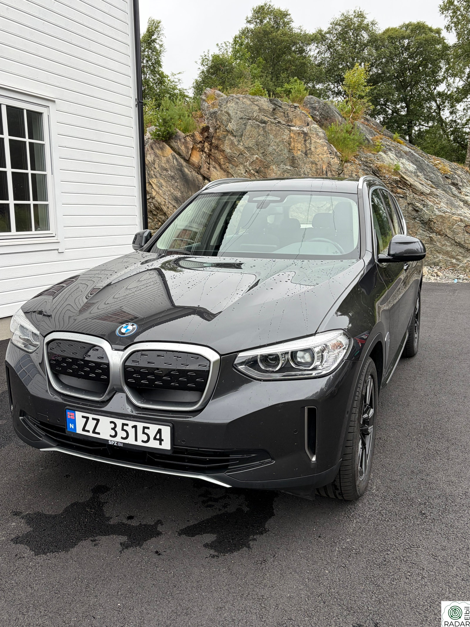 BMW iX3 Charged