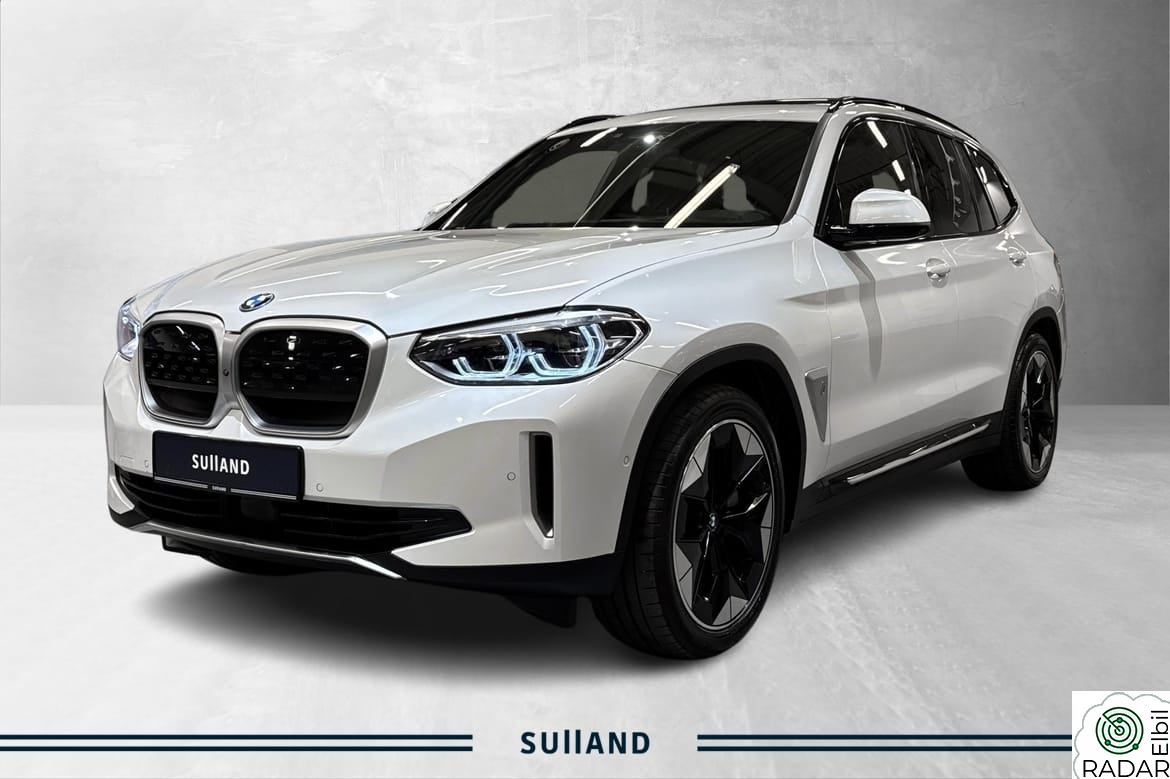BMW iX3 FULLY CHARGED/KROK/PANO/SKINN/ACC/HEADUP