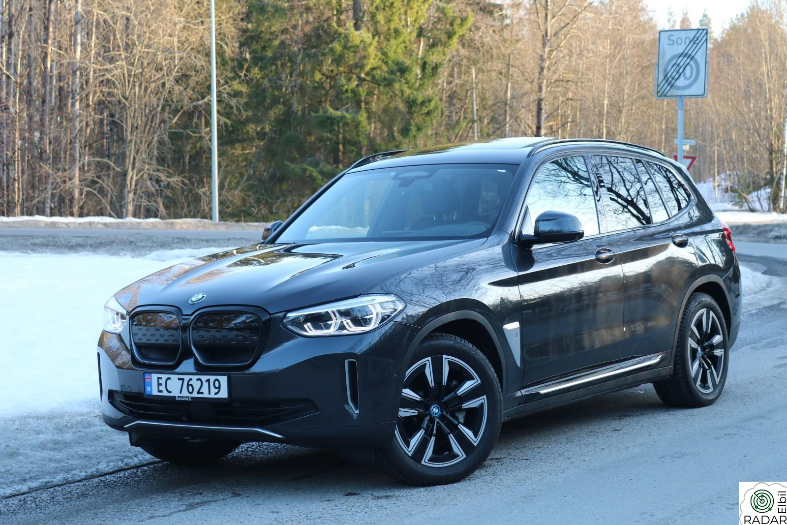 BMW iX3 FULLY CHARGE ACC SKINN HUD H&K PANO 360- KAMERA KROK ++
