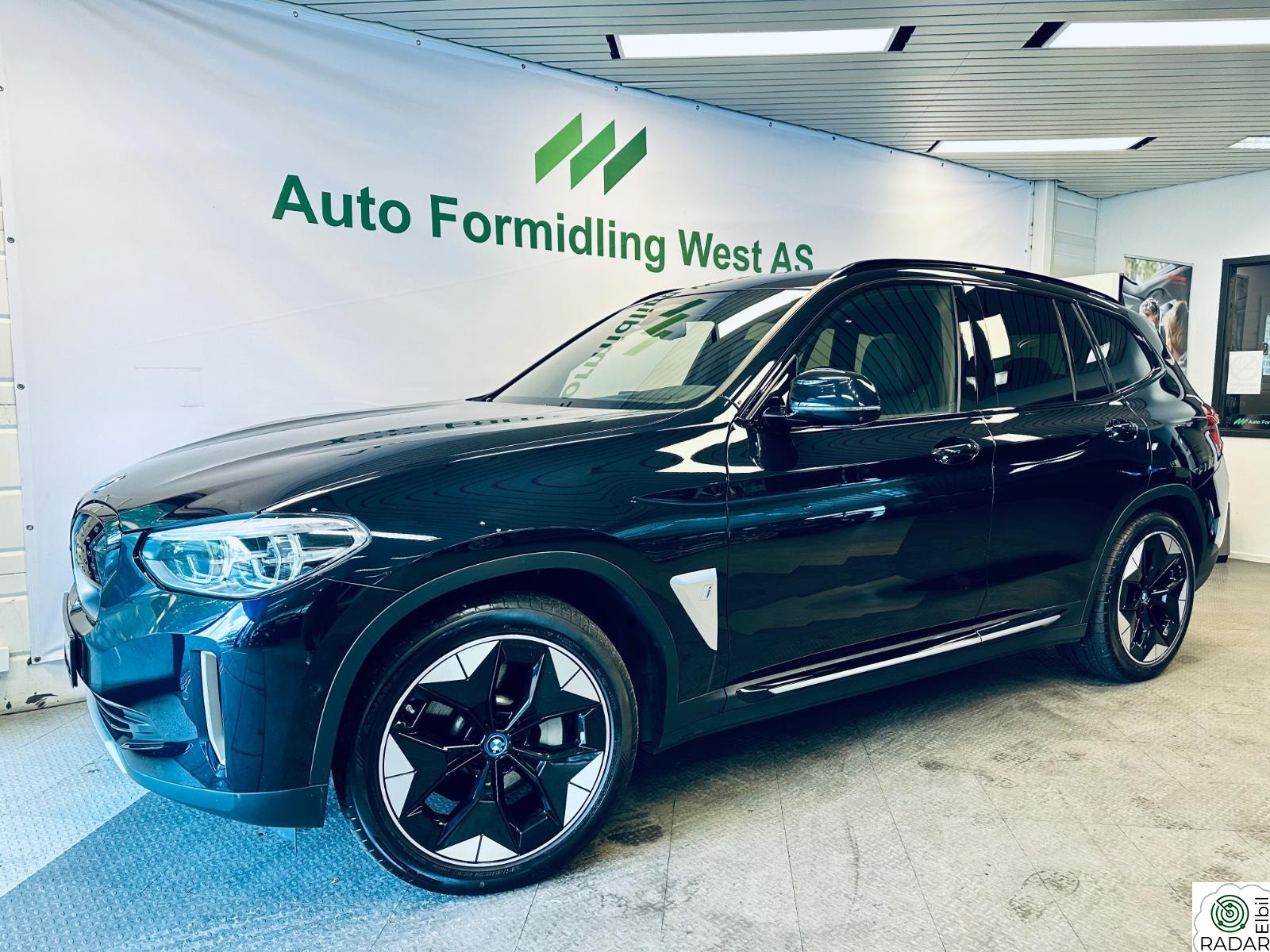 BMW iX3 Fully Charged Sport 450WLTP 20" Garanti Norsk 1 eier