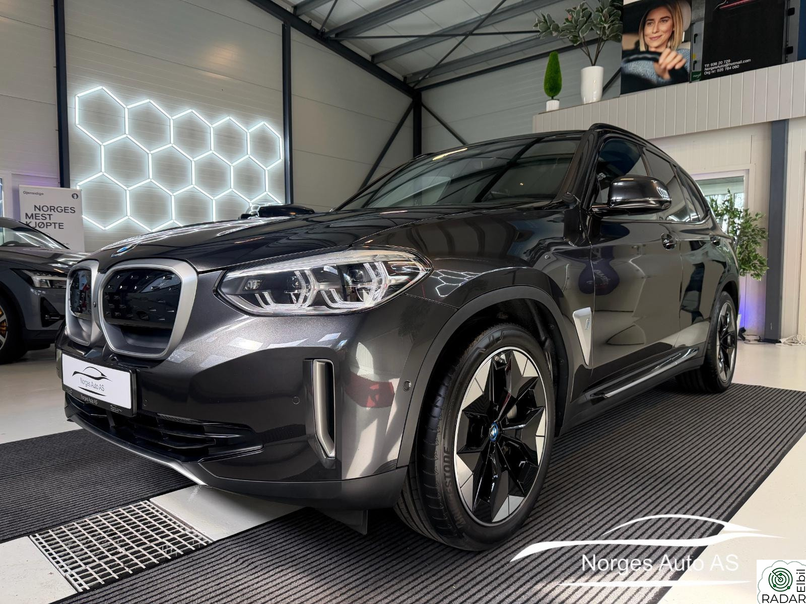BMW iX3 Fully charged 1 eier | Pano | 360 | HUD | H/K | H.Feste