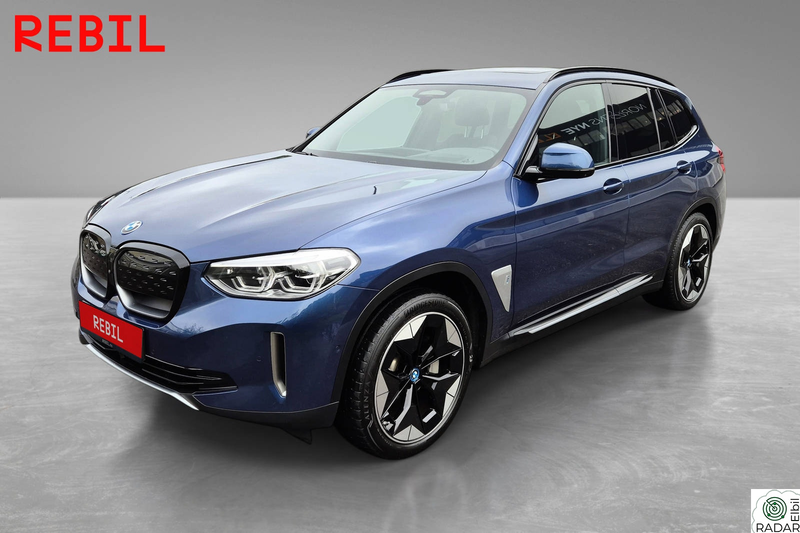 BMW iX3 450km (WLTP)/HUD/360Kamera/ACC/HK/Hengerfeste/Soltak