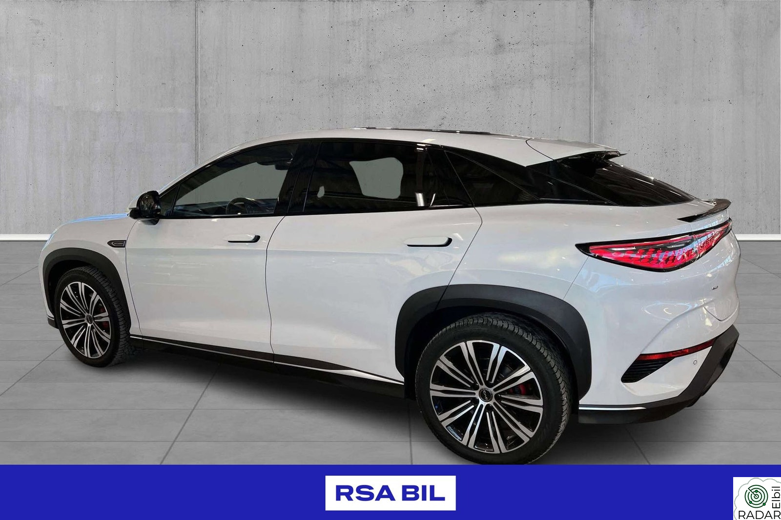 BYD SEALION 7 91.3 kWh AWD Excellence Panorama 360 kamera +++