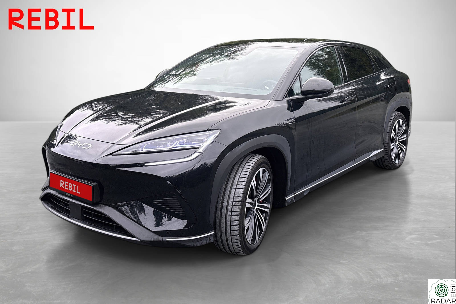 BYD SEALION Excellence AWD/HUD/Krok/360°/Navi/Bluetooth