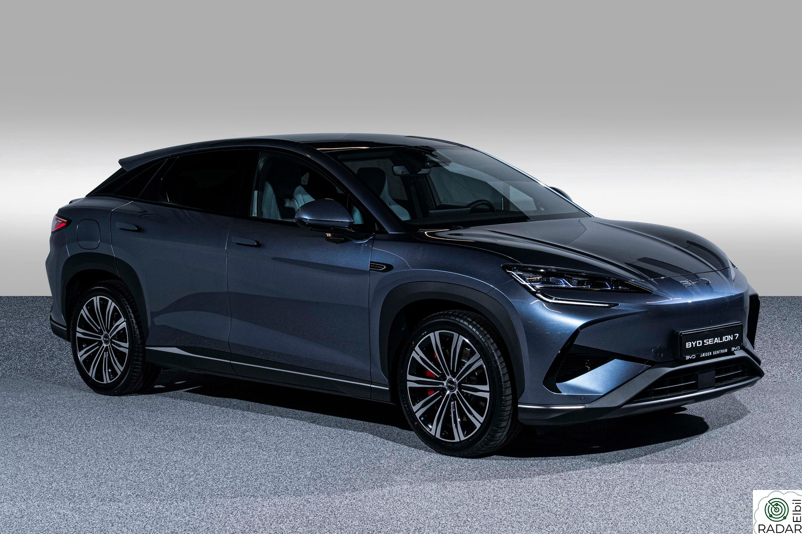 BYD SEALION 7