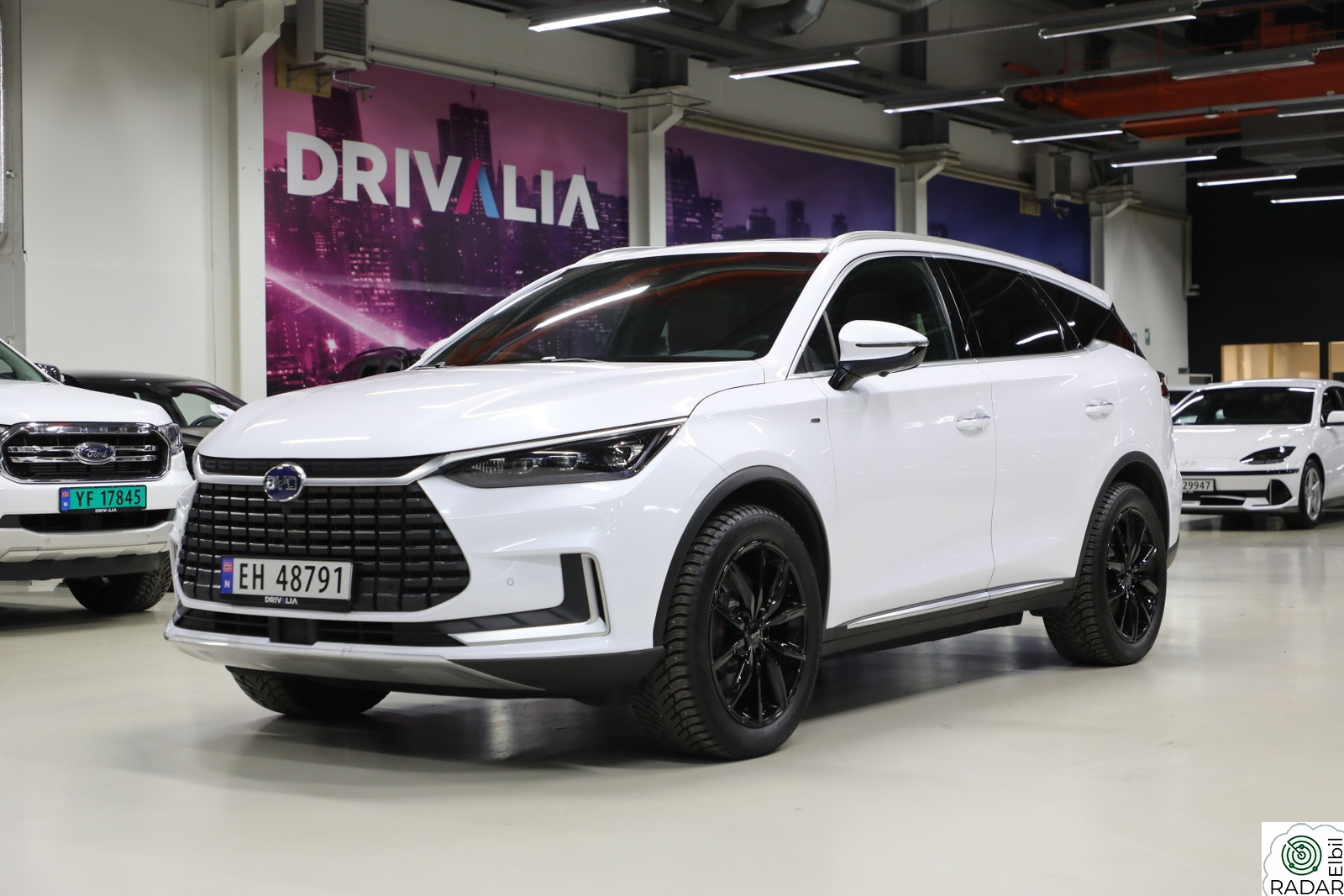 BYD Tang Executive/AWD/86.4kWh/Skinn/360/Krok/7-seter