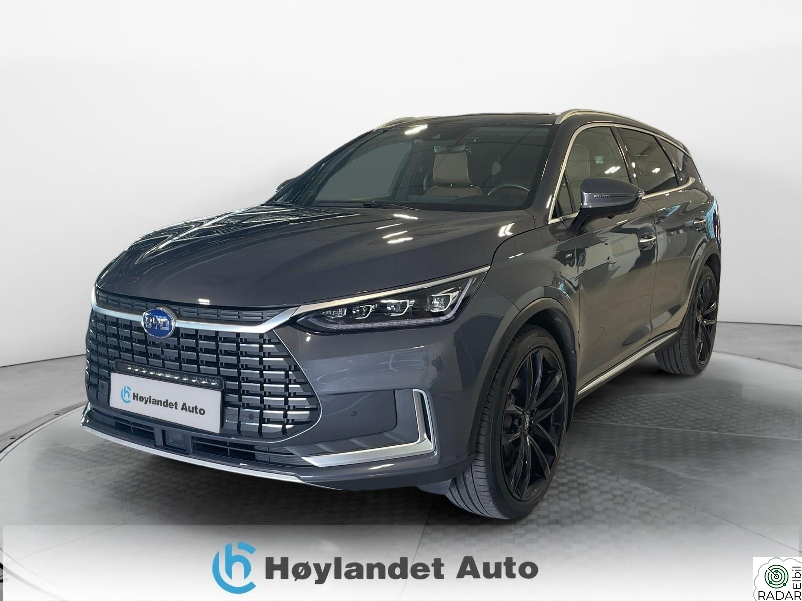 BYD Tang Executive 4x4 /LEDBAR/KROK/SKINN/ACC++