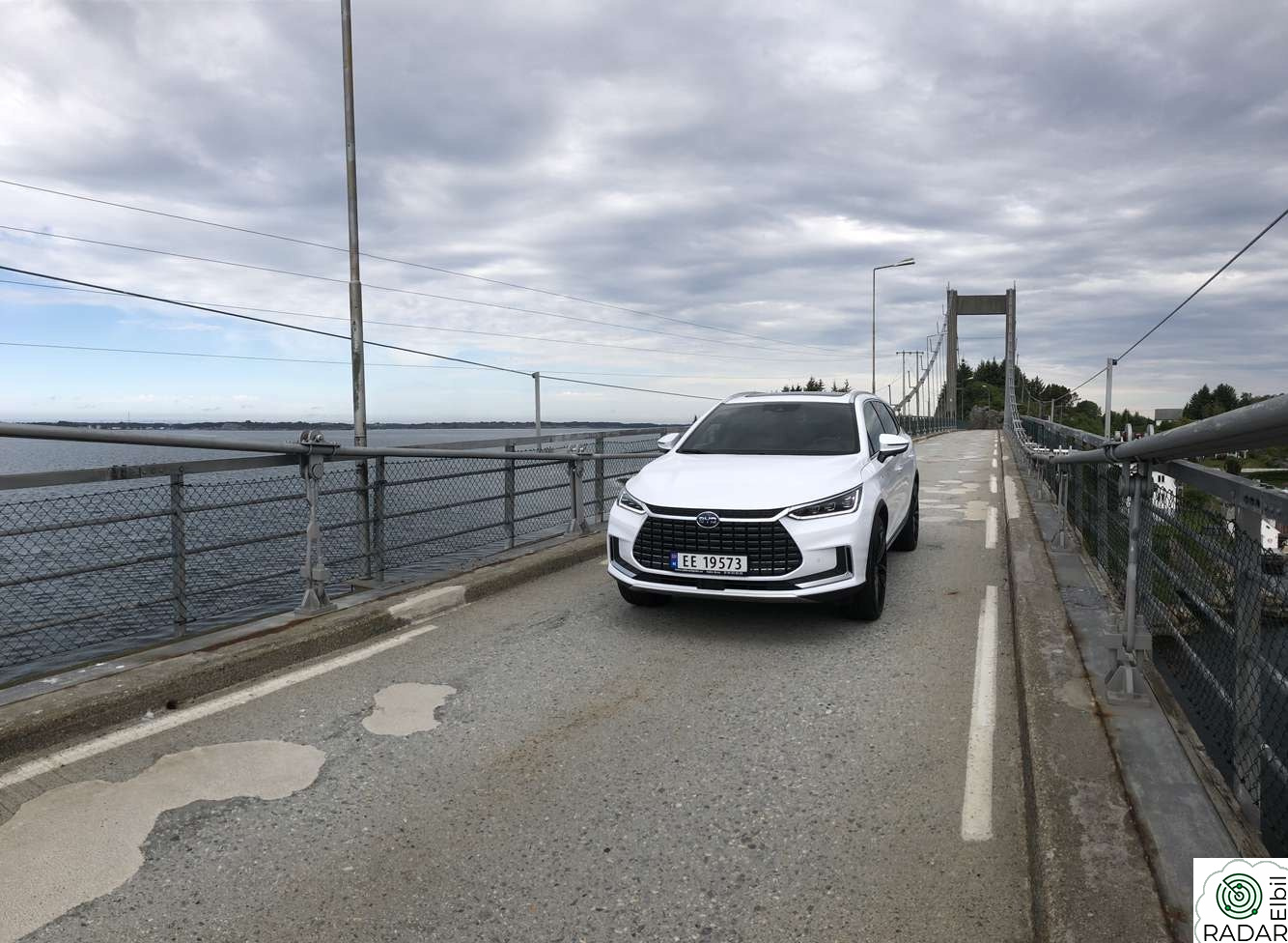 BYD Tang EXECUTIVE 7S 22" SKINN PANO 360KAM DIRAC SOUND NORSK