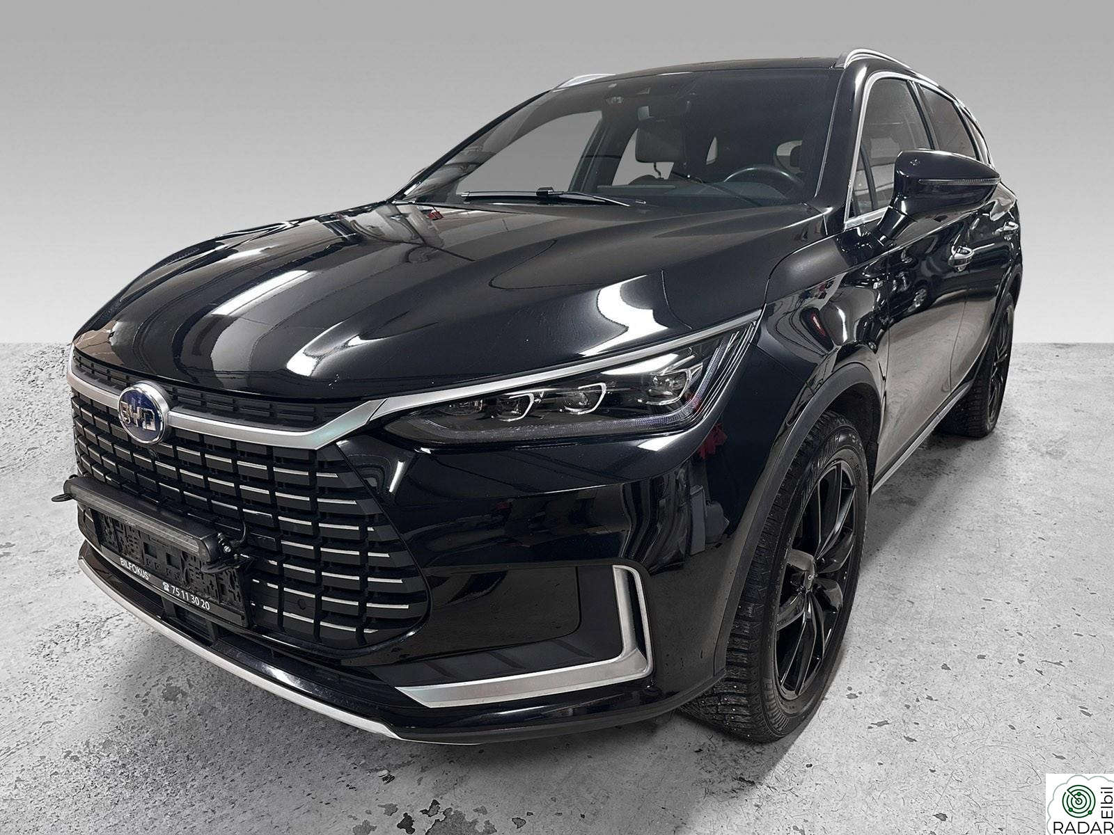 BYD Tang Led-ekstralys. Hengerfeste