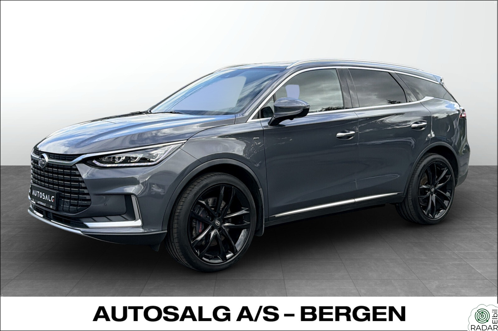 BYD Tang 4x4 Executive + Hengerfeste