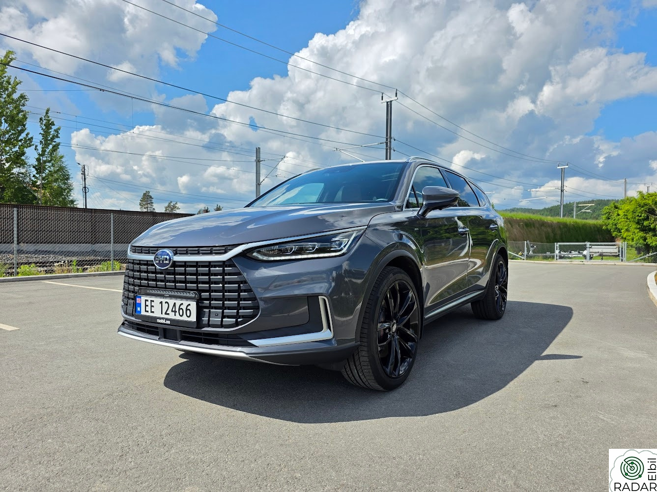 BYD Tang 4x4 Executive Hengerfeste Led-bar ++
