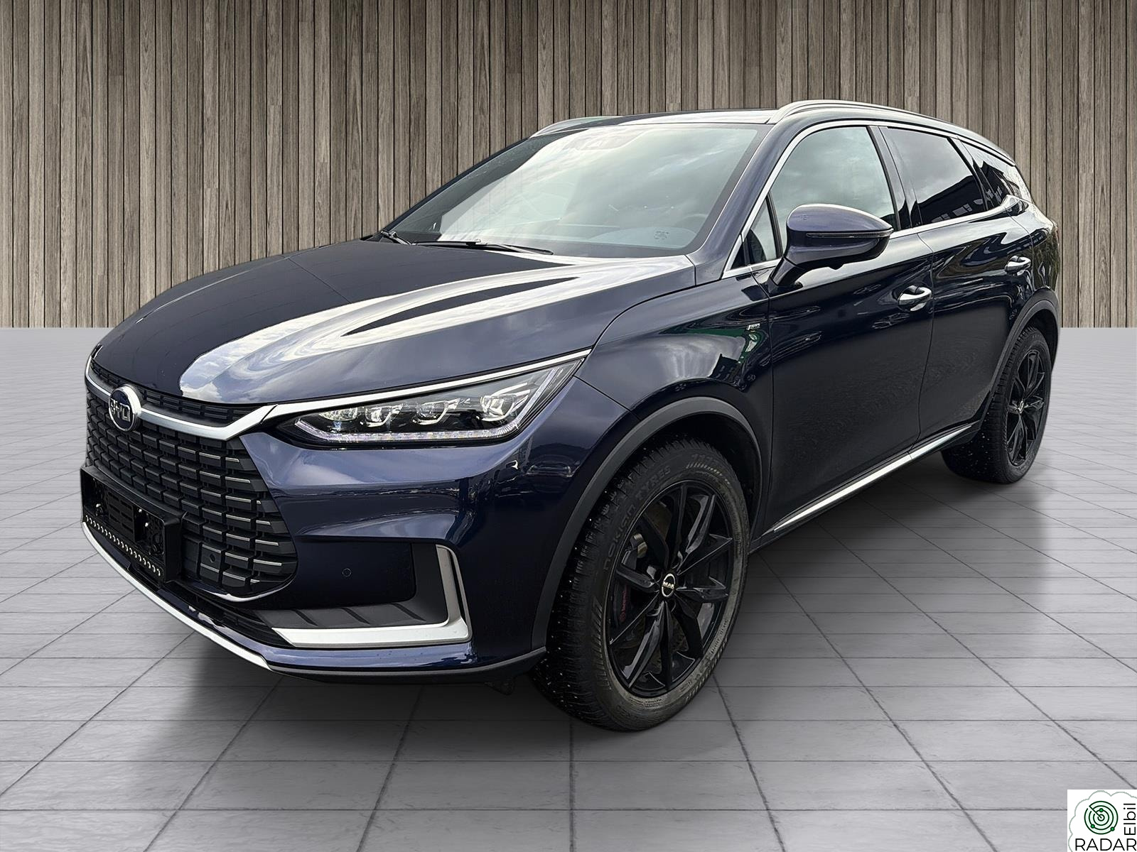 BYD Tang Executive 400km AWD 7-s / Skinn / Soltak/ Norsk