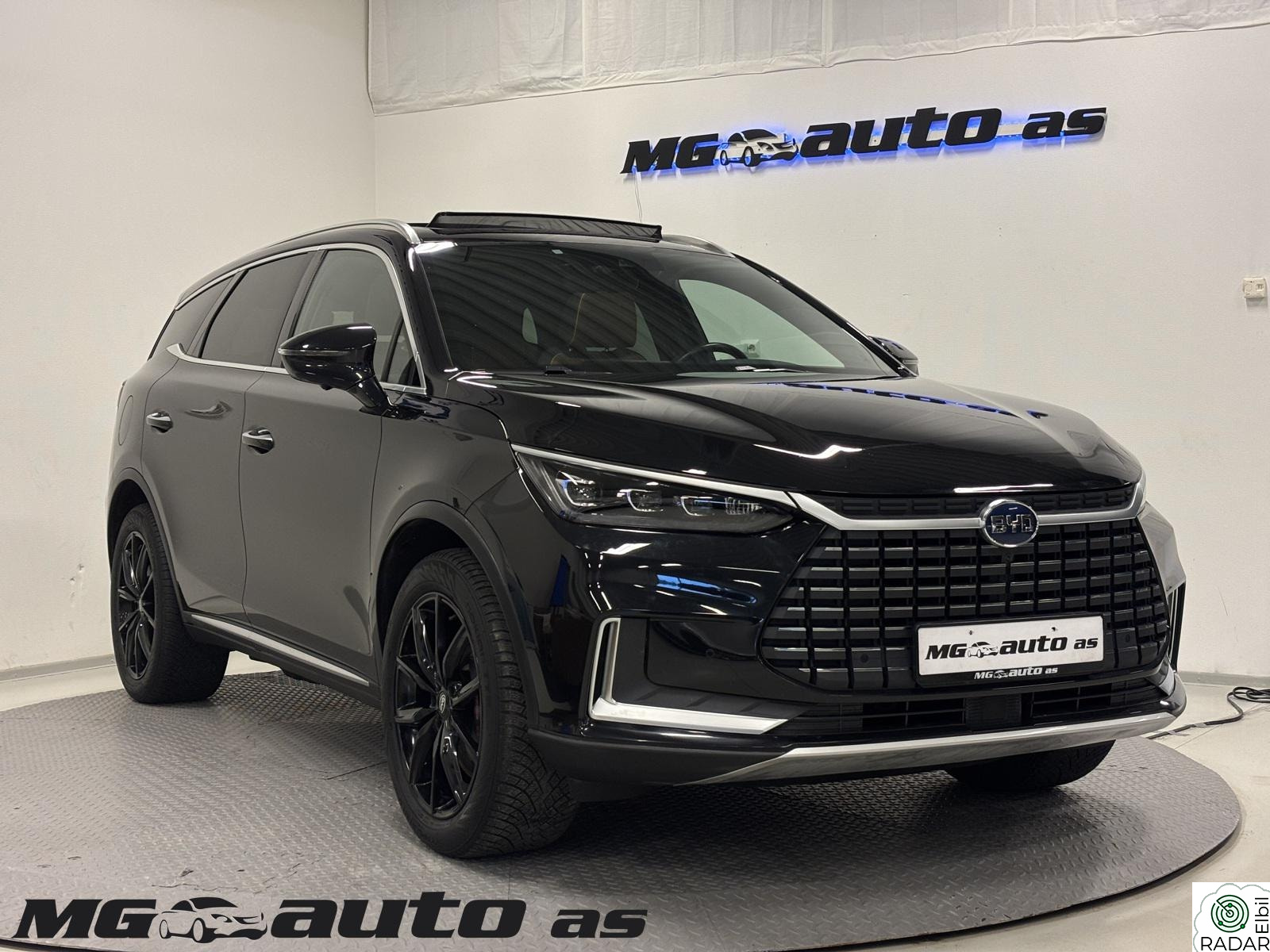 BYD Tang EXECUTIVE 7-SETER*ADAP CRUIS*SKINN*NAVI*KAMERA*PANORAMA
