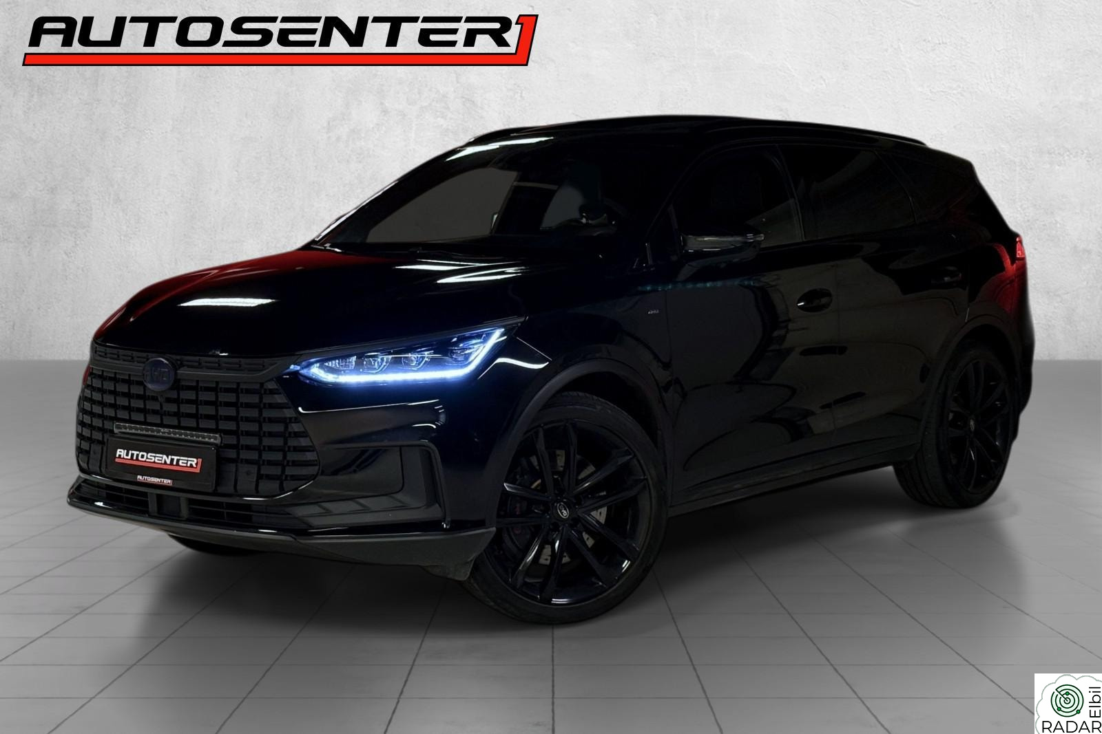 BYD Tang Executive // BLACK EDITION PANO 360 ACC KROK PREMIUM