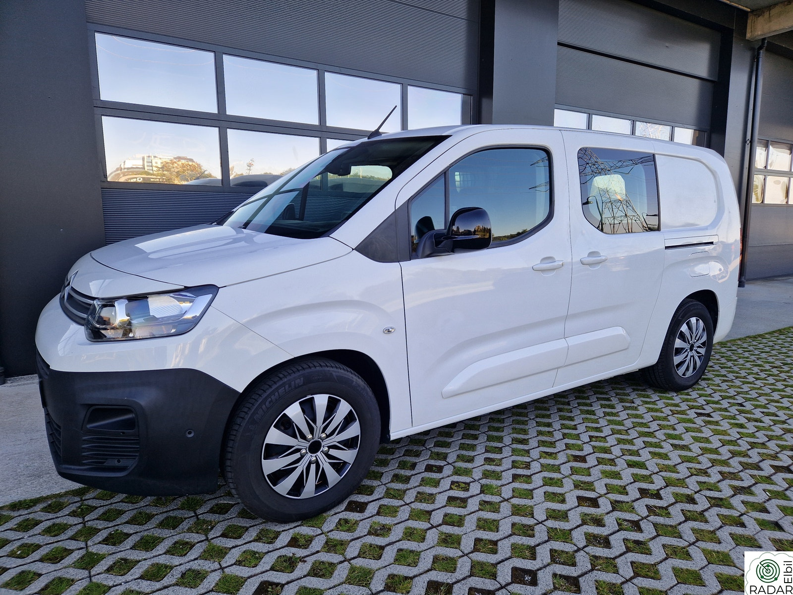 CITROEN e-Berlingo VAN LANG UTGAVE-KROK-275 KM-NY EU-GARANTI