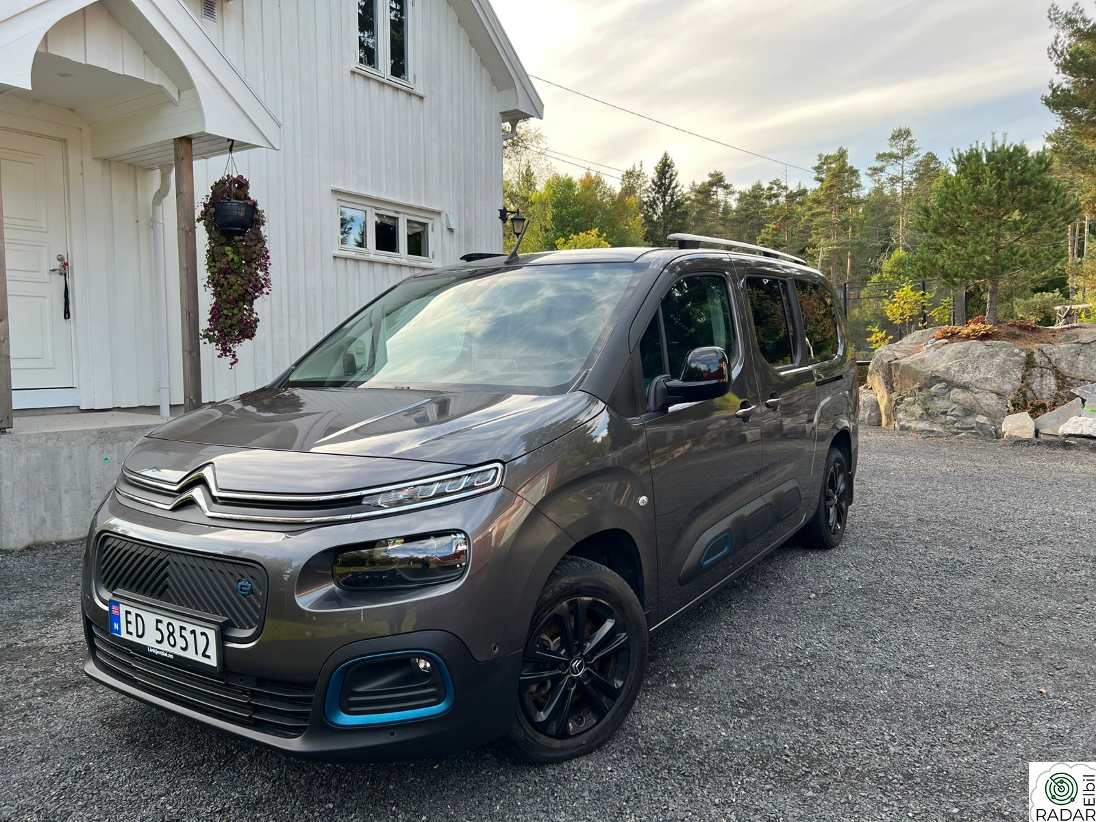 CITROEN e-Berlingo 50kW Feel Pack L2 7-s