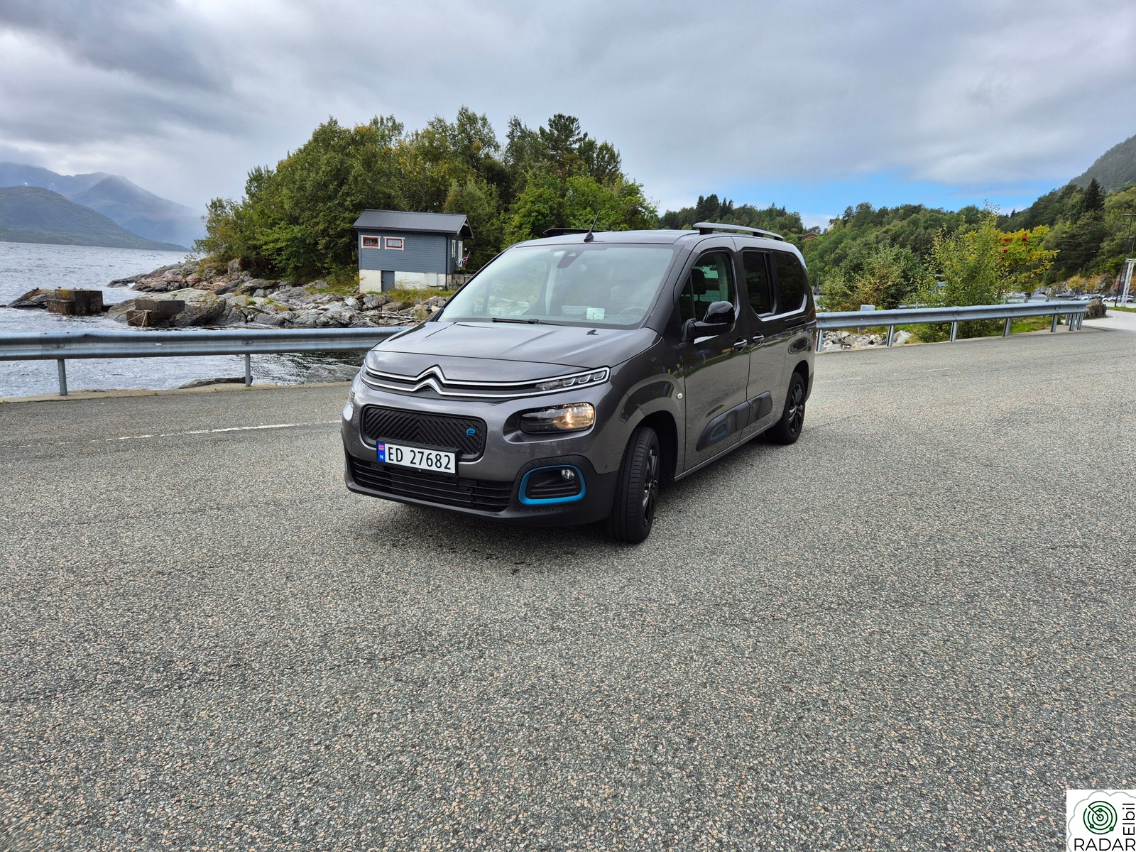 CITROEN e-Berlingo 50kW Feel Pack L2 7-s