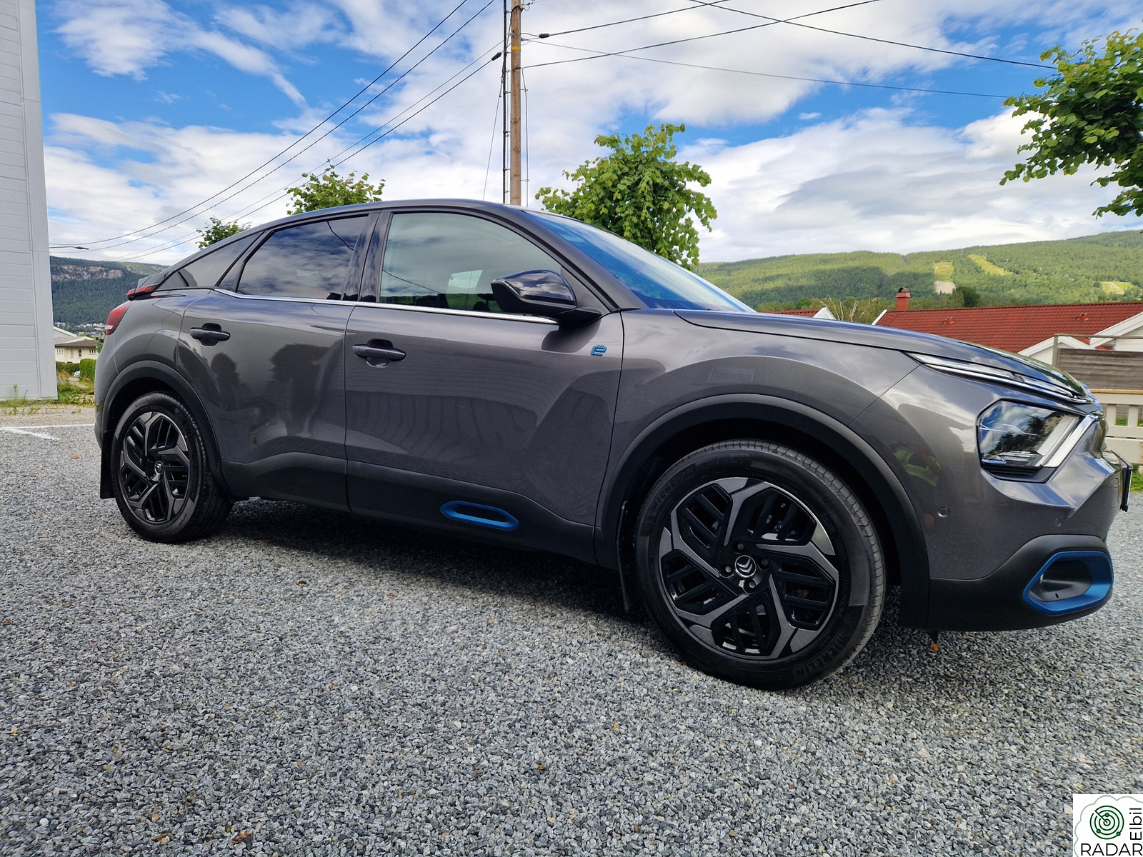 CITROEN e-C4 Citroën E-C4 Shine, toppmodell skinn og ad crusie