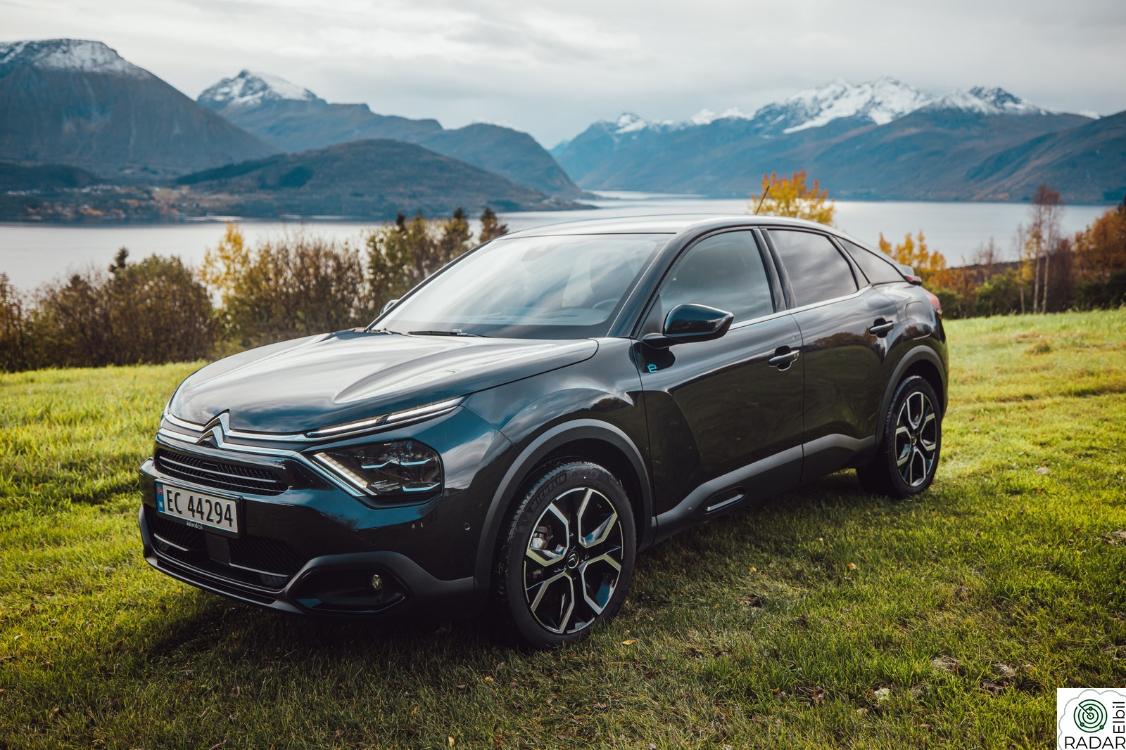 CITROEN E-C4 Shine - fullspeccet med utstyr