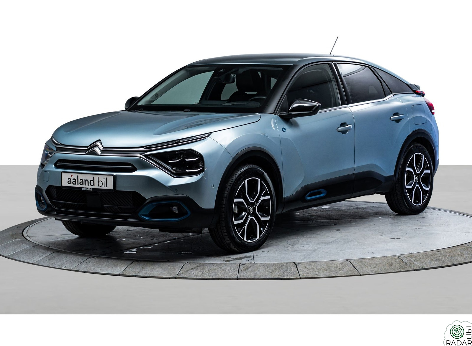CITROEN E-C4 Shine modell mye utstyr 1 voksen eier lav km